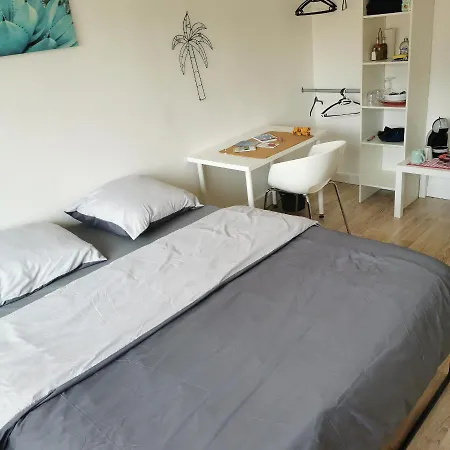 فندق مبيت وإفطار Zola